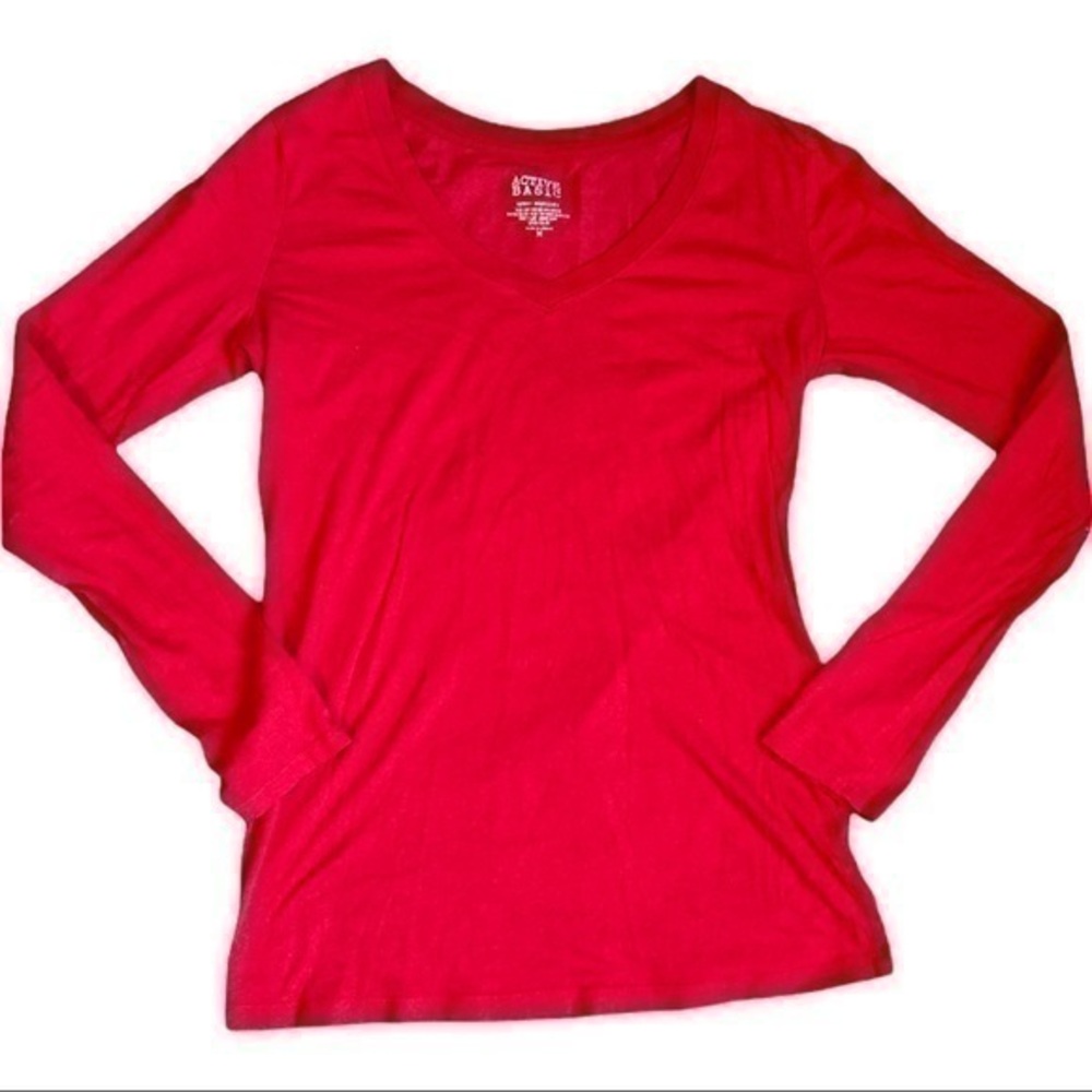 Active Basic size medium v-neck longsleeve red,soft fabric, lightweight, fitted